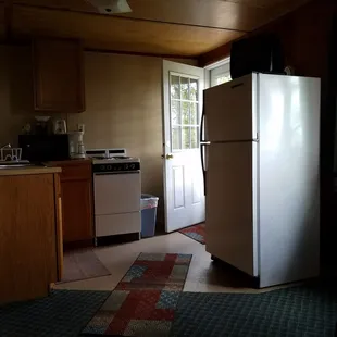 Cabin 4 kitchen area and entrance
