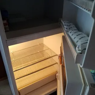 Cabin 4 full-size fridge