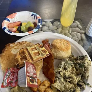 Breakfast &amp; Brunch! Beauty &amp; the beast showing!