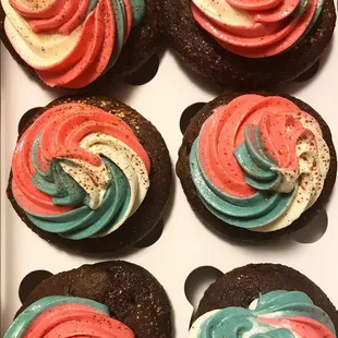 Sometimes cupcakes mean leftovers for breakfast, and that's great by us.