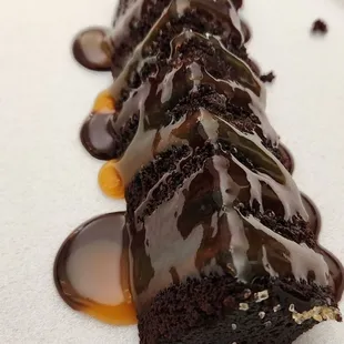 Small piece of chocolate cake w the rich delicious ganache &amp; melted caramel... soooo good, i had to share the pic!!