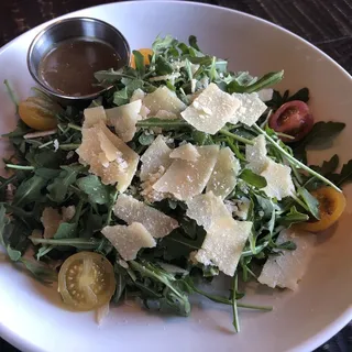 Hive House Salad