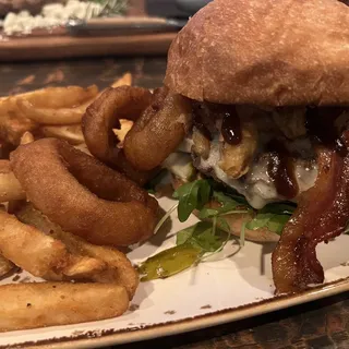 The Backyard BAR-B-Q