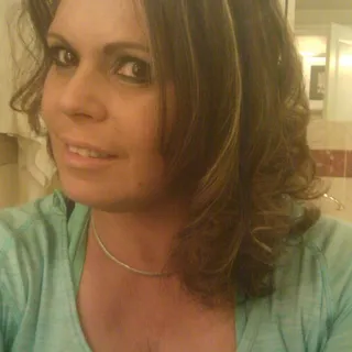 Lori B.