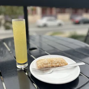Mimosa and apple pie