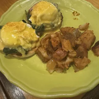 Smoked Salmon Benedict