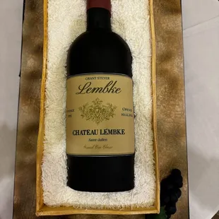 Groom's cake made perfectly!