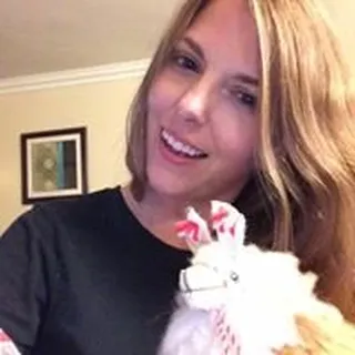 Amanda G.