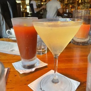 Kickstart cocktail and French 75