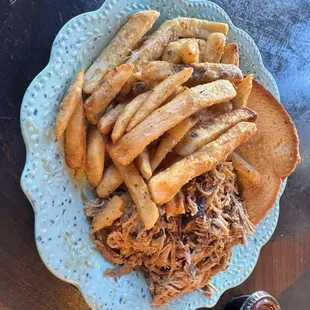 Pulled Pork Meal with Fries