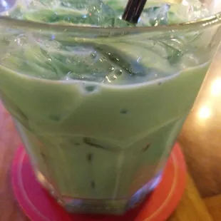 Cream de mint drink
