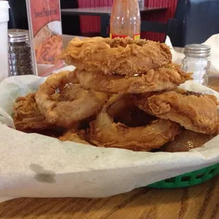 Excellent Onion Rings at The Hop