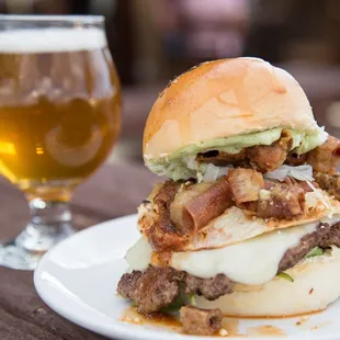 Tripitas Burger