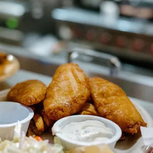 chicken wings and fried chicken, food