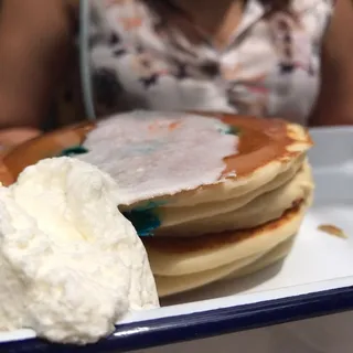 M&M Pancakes
