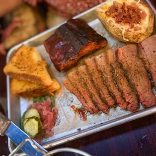 The Horseshoe Grill
