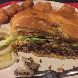 Mushroom Cheeseburger with Tater Tots!!! Very filling.