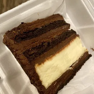 Mile High Cheesecake from The Hot Tomato