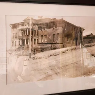 Original photo of the hospital