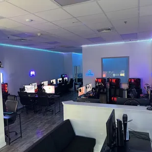 Photo of the main area.