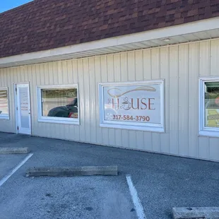 the front of the house restaurant