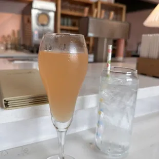 Grapefruit mimosa