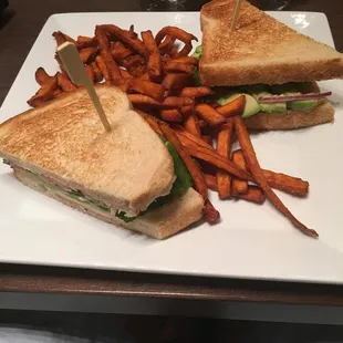Grilled chicken on raspberry walnut bread with sweet potato fries