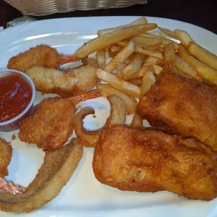 Combo platter, where is the lemon??