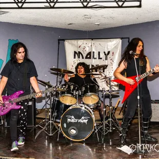 Molly Vamp live at The Hub Friday June 23, 2017