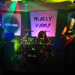 Molly Vamp live at The Hub Saturday August 12, 2017