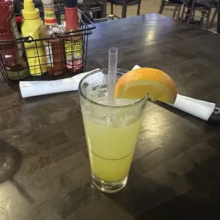 Peach Mango Spritzler