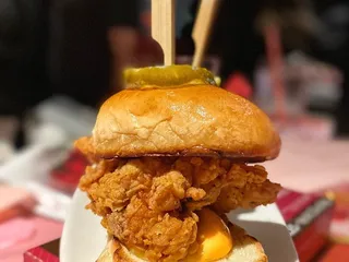 8UP Elevated Drinkery & Kitchen