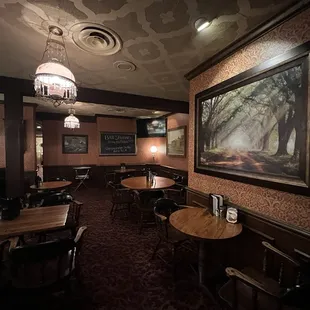 sushi and sashimi, interior