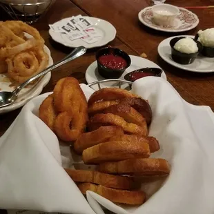 Little Garlic Toasts