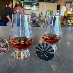 Del Bac Whiskey pours