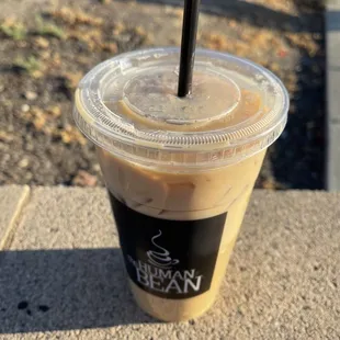 32oz iced caramel latte