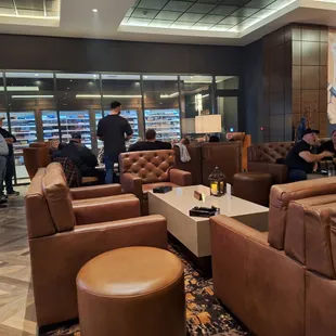 Humidor Lounge