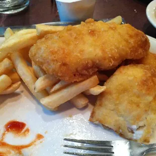You only get fresh fish on Fridays . Any other day of the week you get Gordon&apos;s fish sticks for 12.00 bucks.