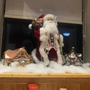 I love The Hungry Wolf&apos;s holiday decorations