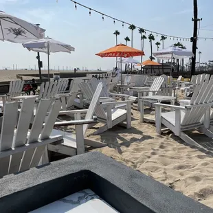 Other side with more seating on a sand bar