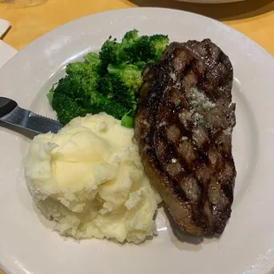 NY Strip, Mashed Potatoes and Steamed Broccoli