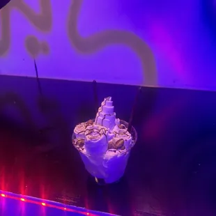 Pistachio rolled ice cream!