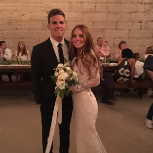 Gorgeous bride &amp; groom 3-2016