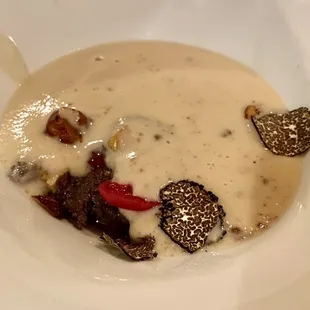 Mushroom and truffle soup