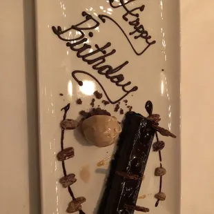 Complimentary fudge log