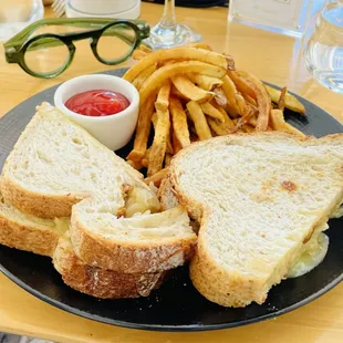 Thick cut grilled cheese