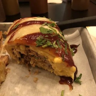 Mac N' Cheese Burger