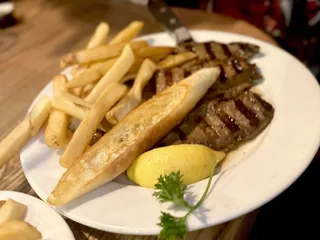 Maxwell's Tavern