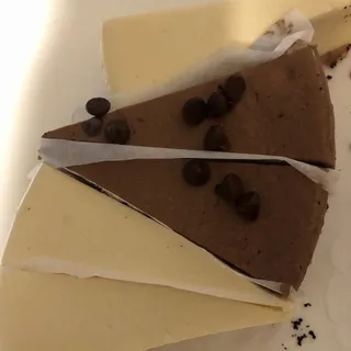 Catering Milk Chocolate Mousse Cheesecake