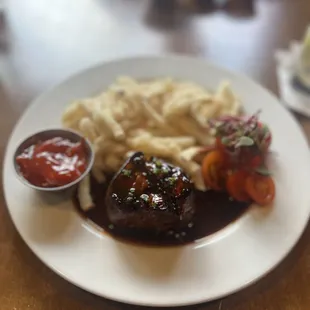 Filet with turnip fries